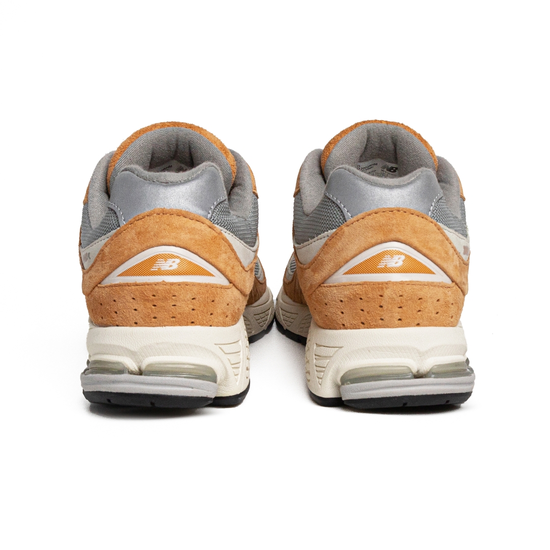 New Balance 2002R Sweet Caramel M2002RHM
