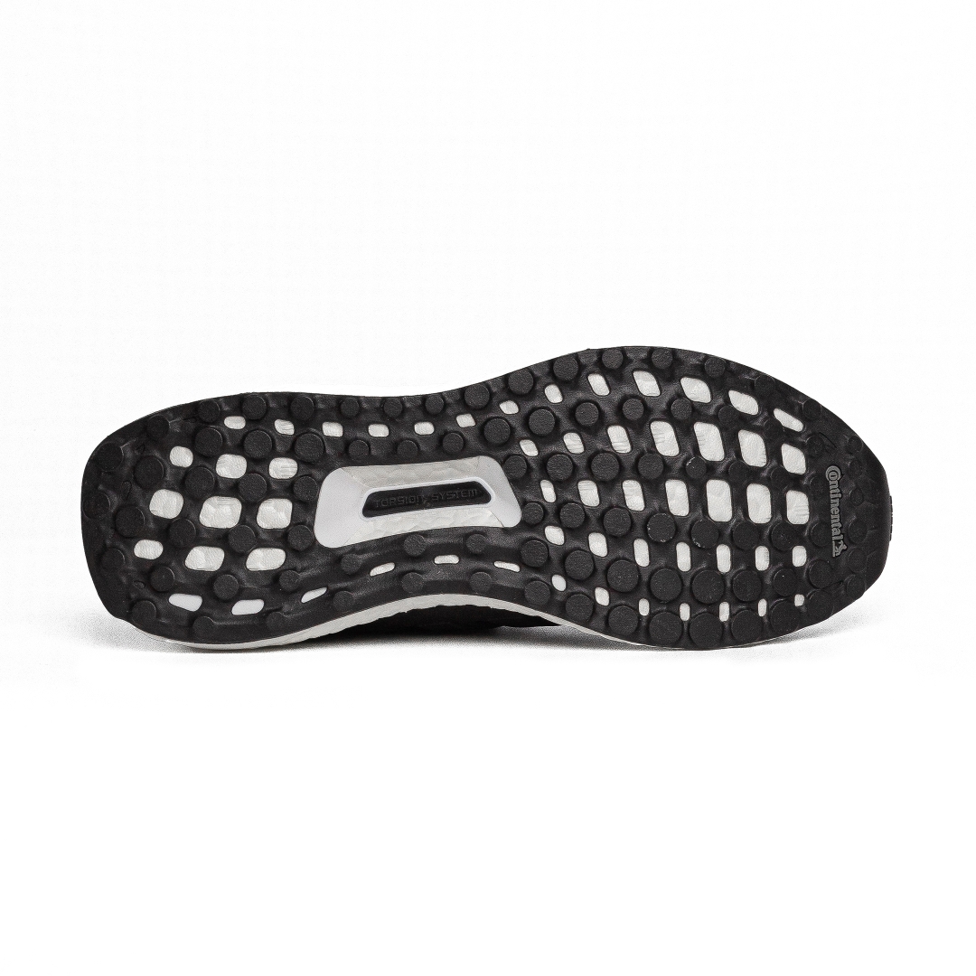 Adidas UltraBoost 4.0 DNA Black White FY9318