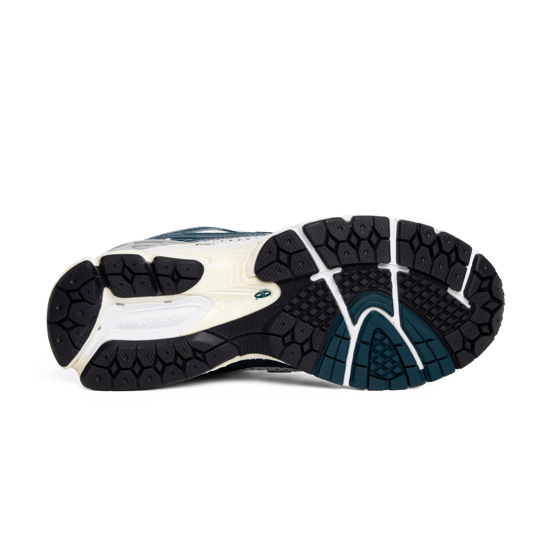 New Balance 1906R White Navy M1906RFA