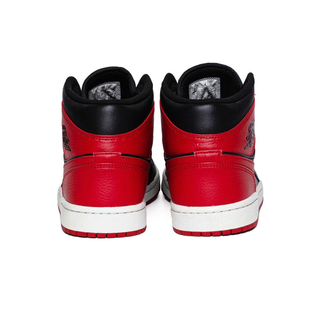 Nike Air Jordan 1 Mid Banned 554724-074