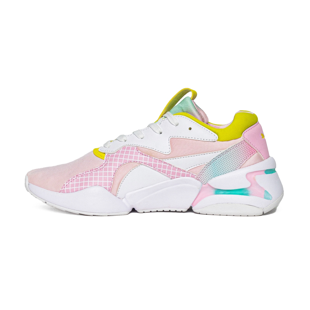 Puma x Barbie Pink 370721 01