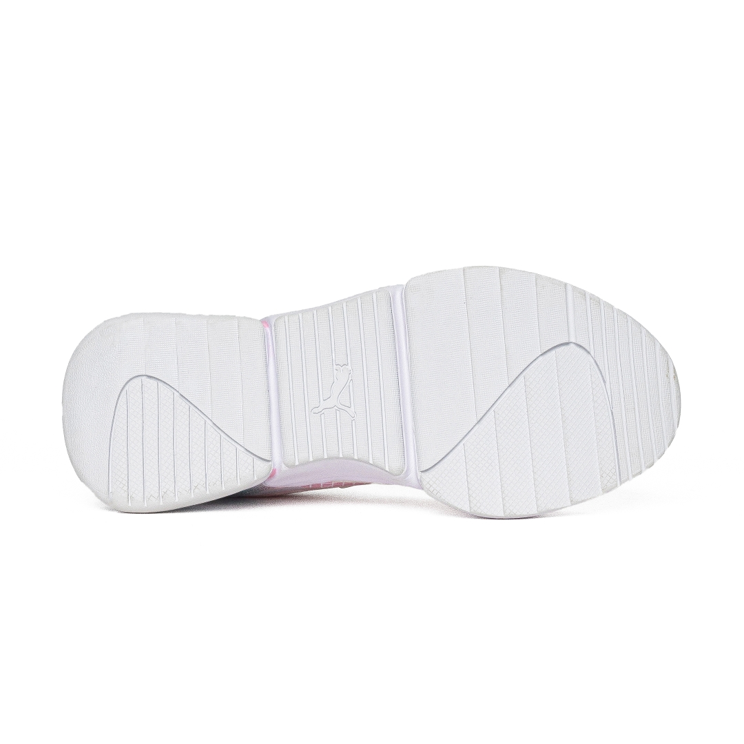 Puma x Barbie Pink 370721 01