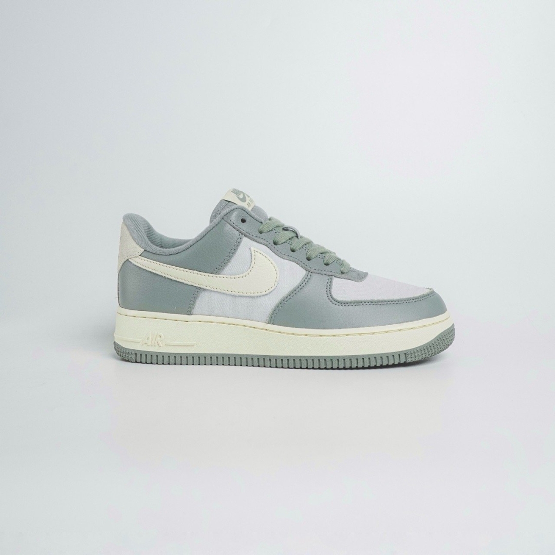 af2718 - AF1 Low Mica Coconut Milk - 39