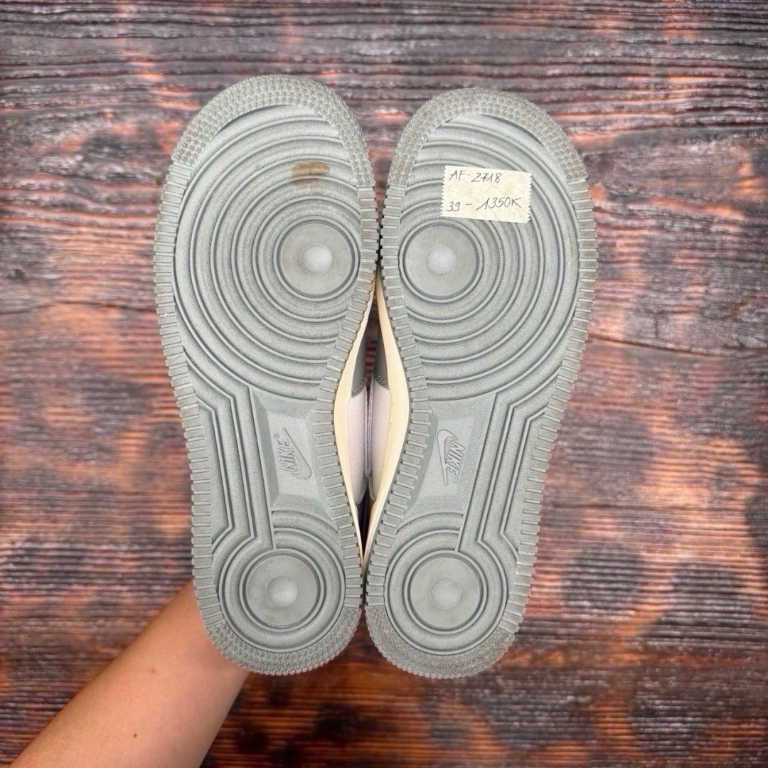 af2718 - AF1 Low Mica Coconut Milk - 39