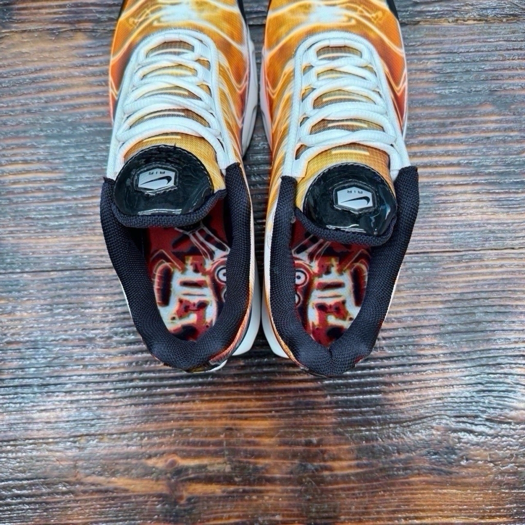 AM PLUS LIGHT PHOTOGRAPHY DS FB