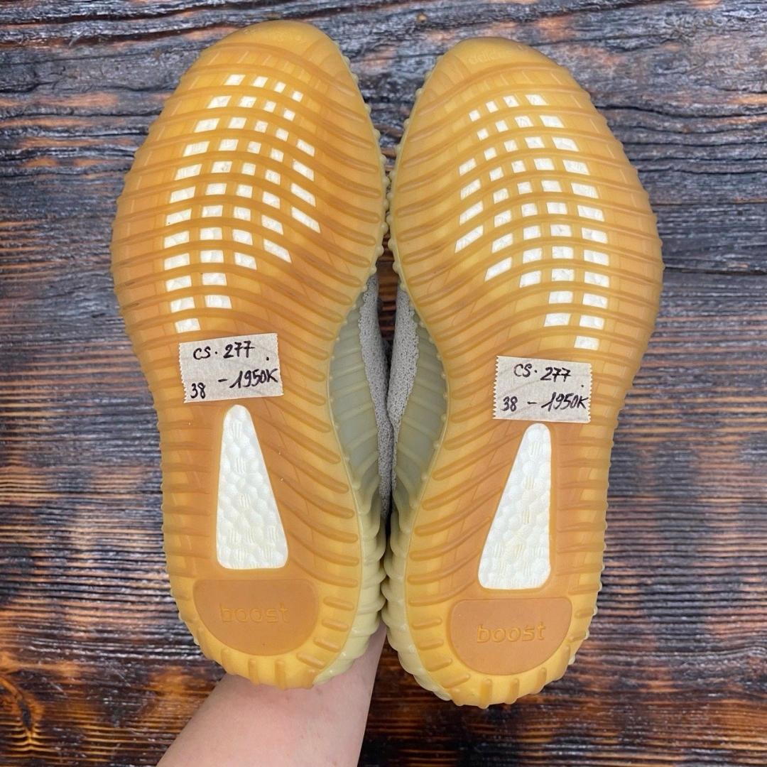 Cs277 - Yezzy 350 Sesame - 38