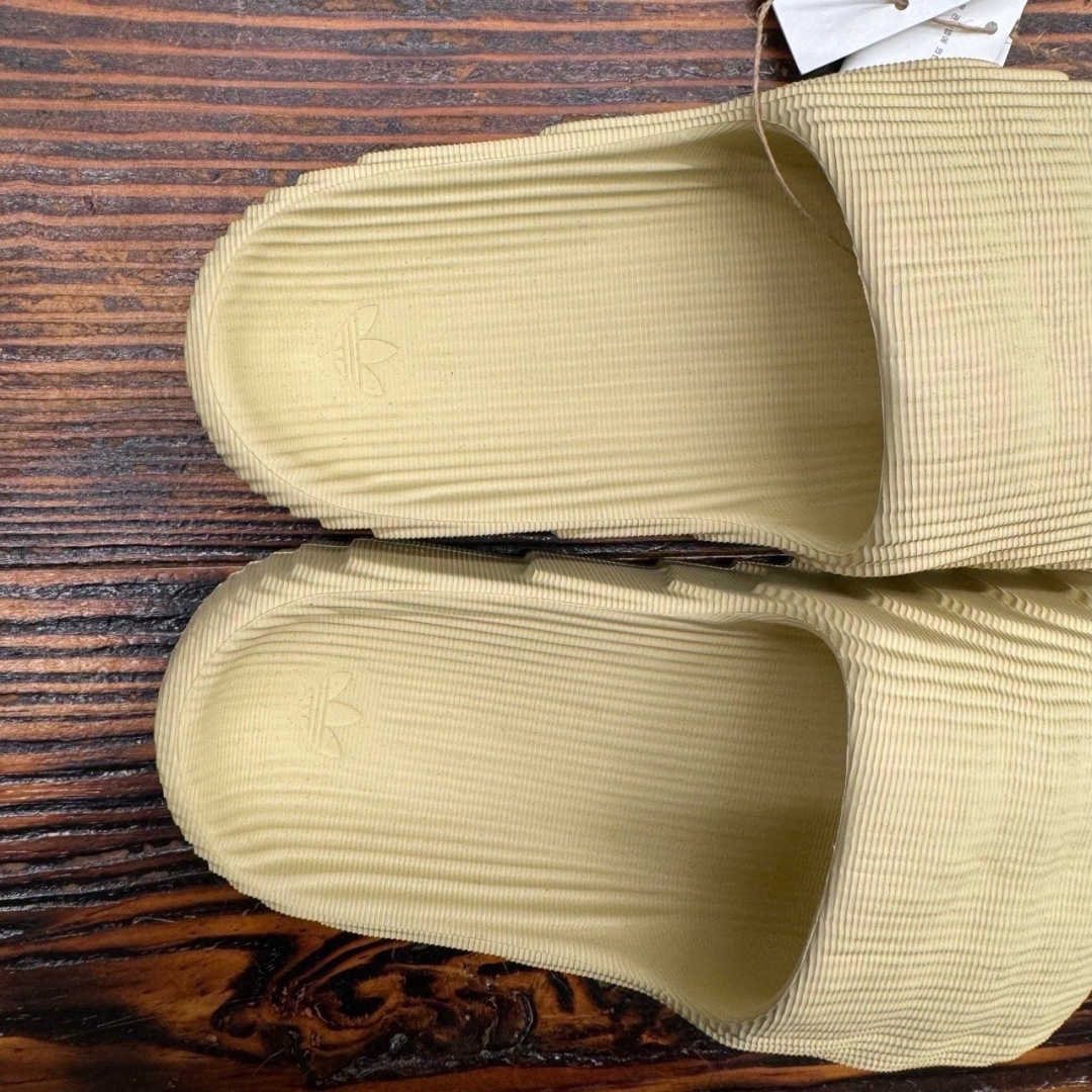cs2995 - Adilette Slides Sand DS FB - 39