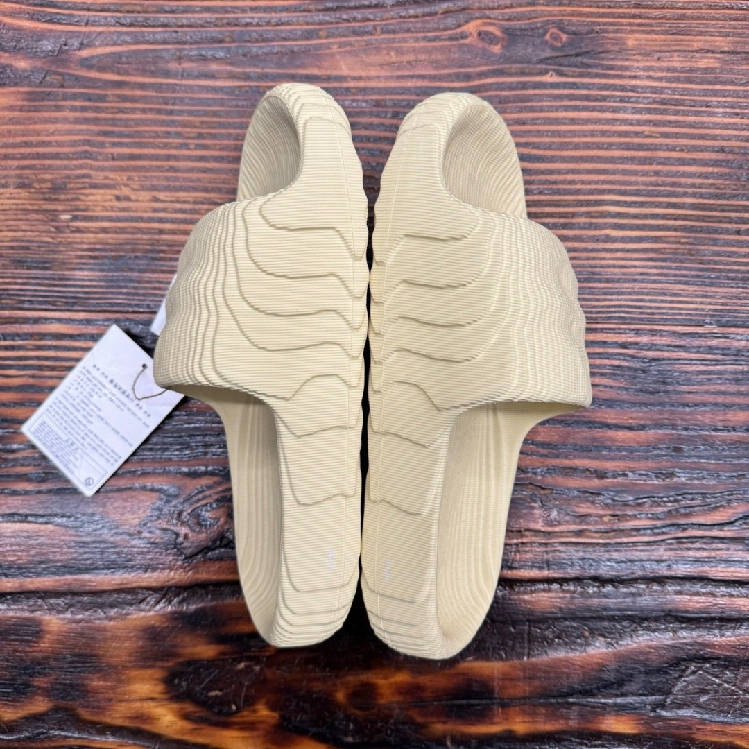 cs2995 - Adilette Slides Sand DS FB - 39