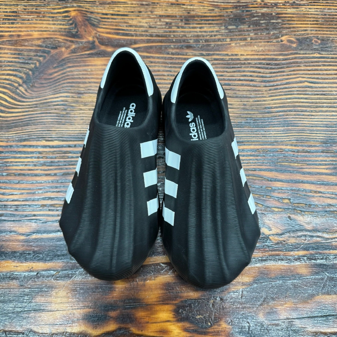 cs3166 - Adifom Superstar Black FB - 35.5