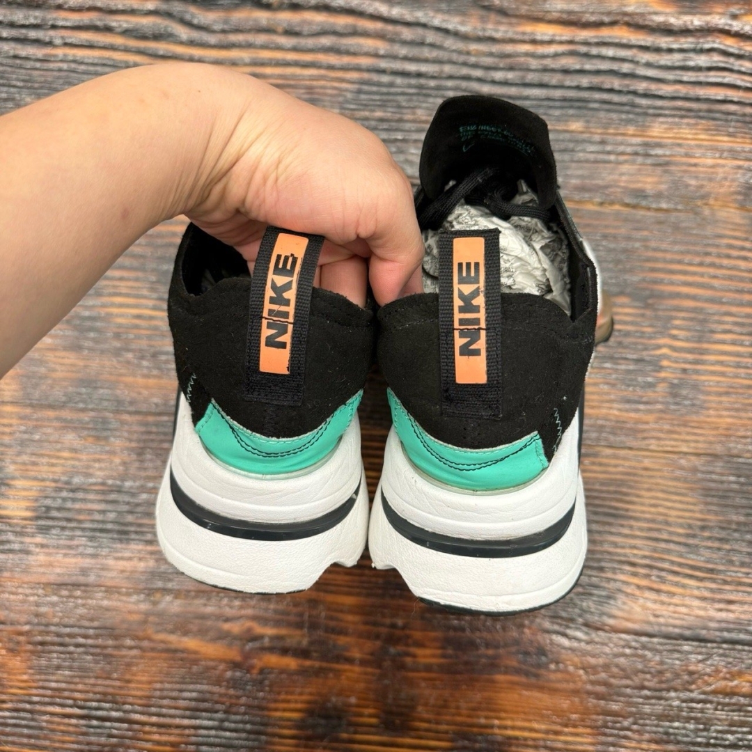 cs3217 - Nike Zoom Type Black Menta - 44.5