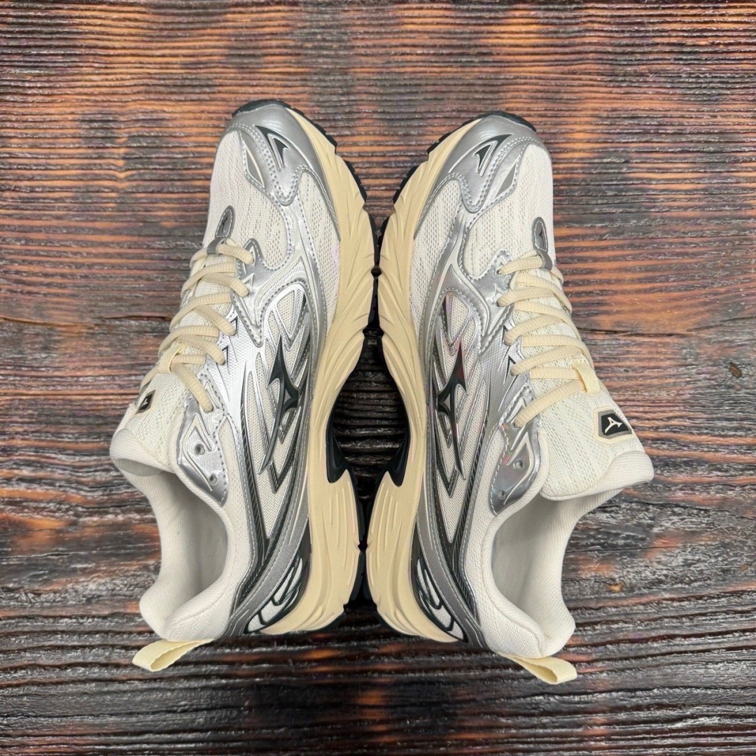 cs3229 - Mizuno Fiyi V2 Cream Silver DS FB - 42.5
