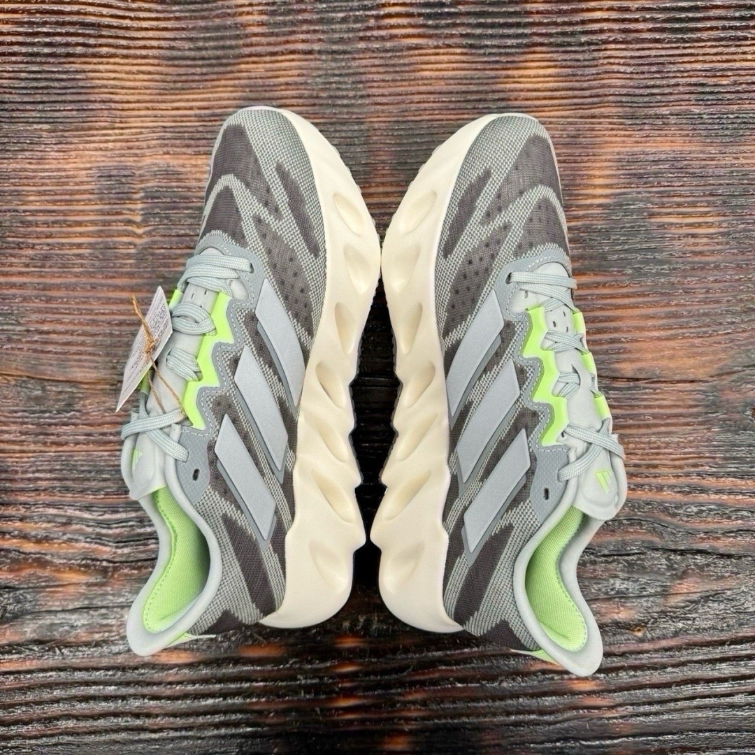 cs3256 - ADF Switch FWD Grey DS FB - 42