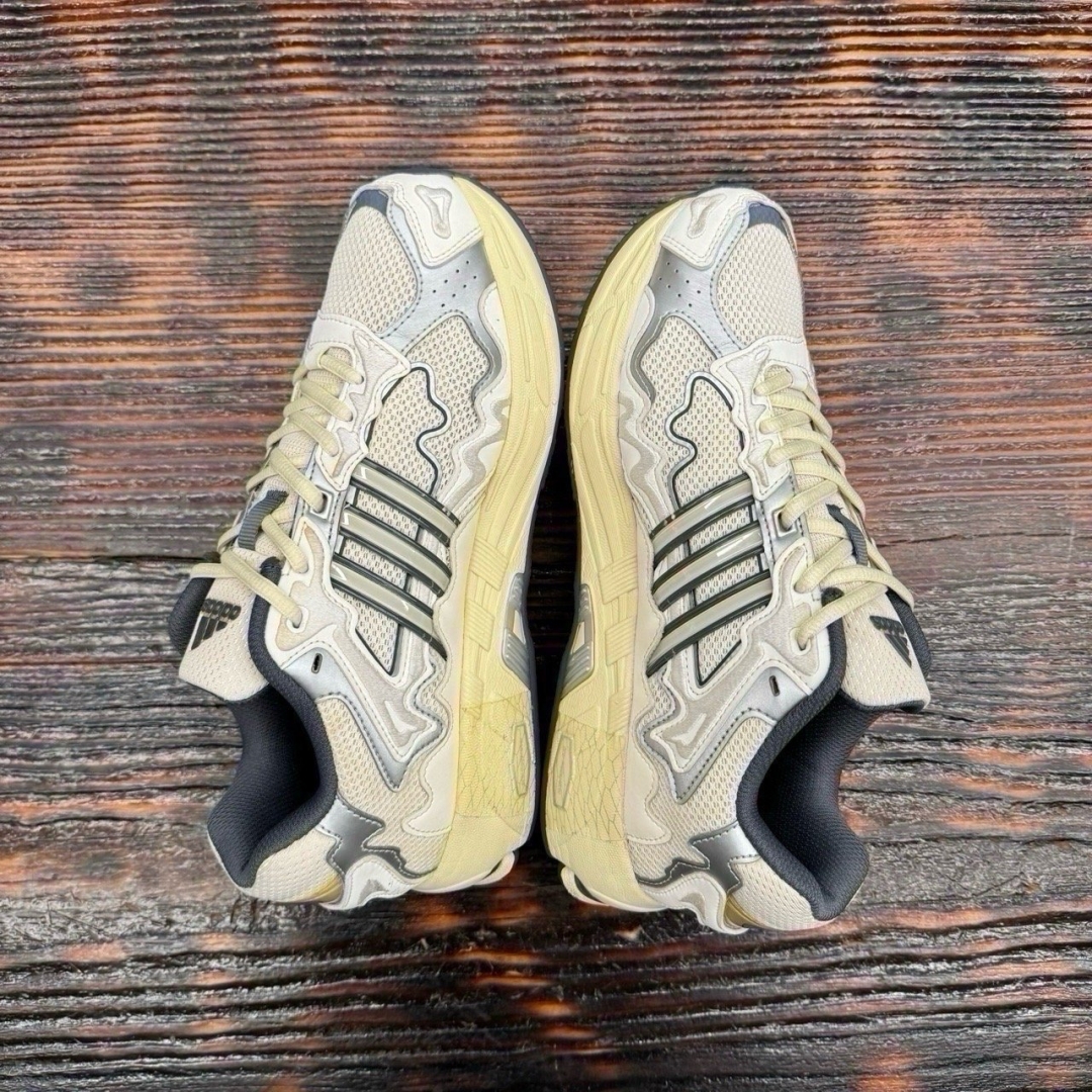 cs3258 - ADD Response CL X Bad Bunny - 42.5