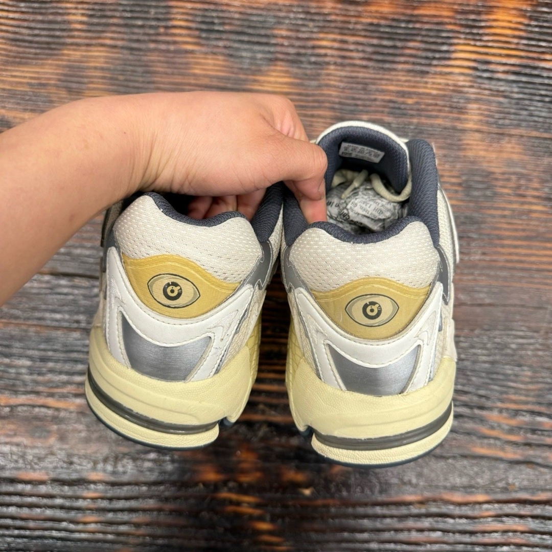 cs3258 - ADD Response CL X Bad Bunny - 42.5