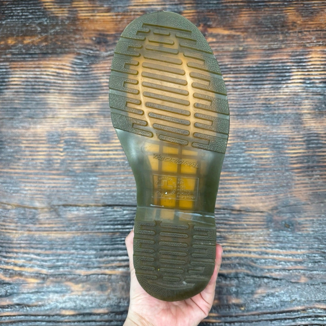 cs3511 - DR 1460 Greasy Black - 38