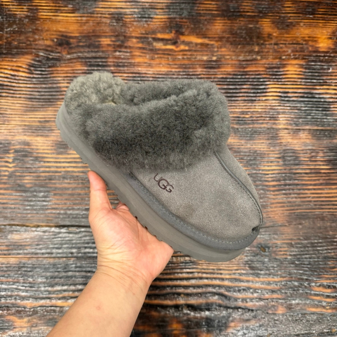 cs3536 - UGG Grey - 37
