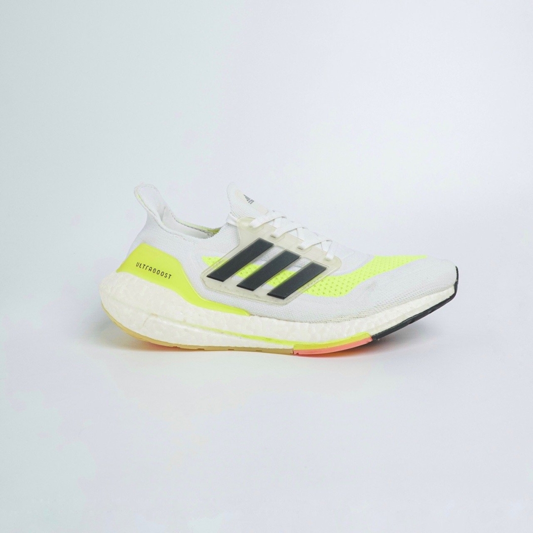 cs3675 - Ultraboost 21 White Solar Yellow - 41