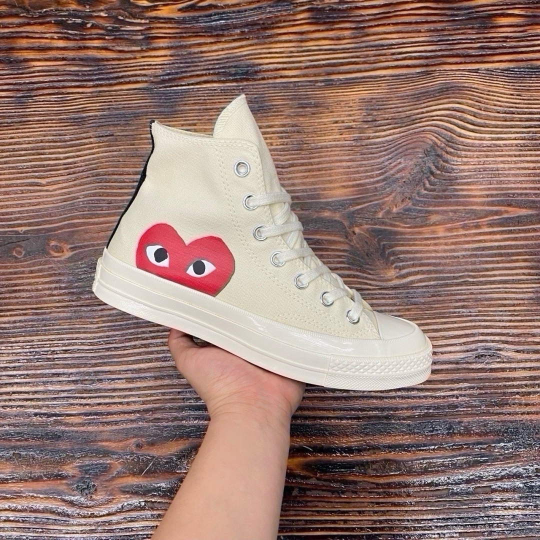 CV351 - Cvs 70s CDG Hi Cream Ds Fb - 375