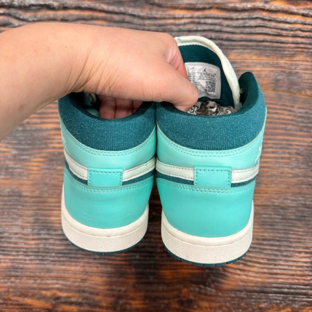 jd2905 - 1S Mid Bleached Turquoise - 38