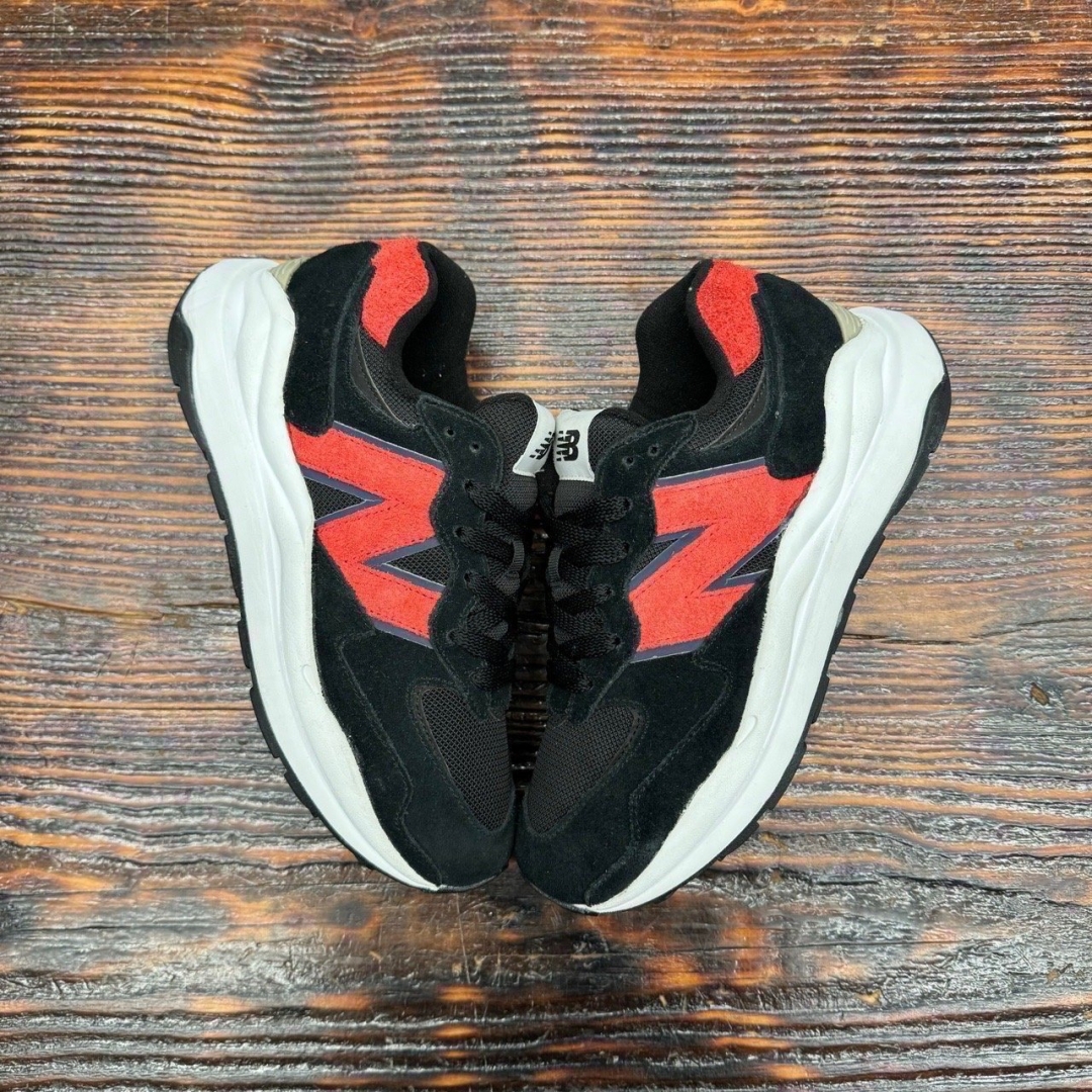 NBL 57/40 BLACK RED DS FB - 41.5