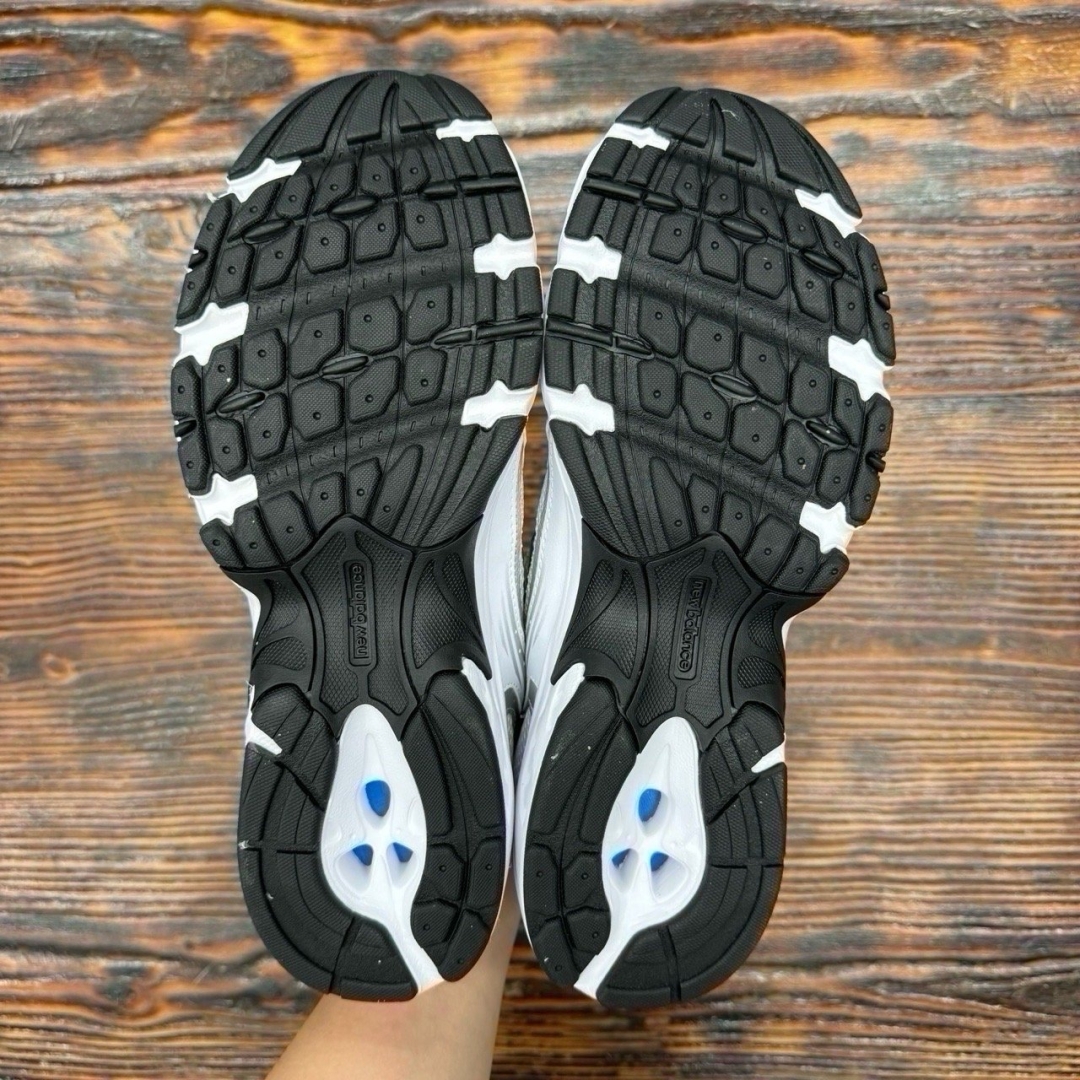 NBL530 WHITE SILVER GREEN DS