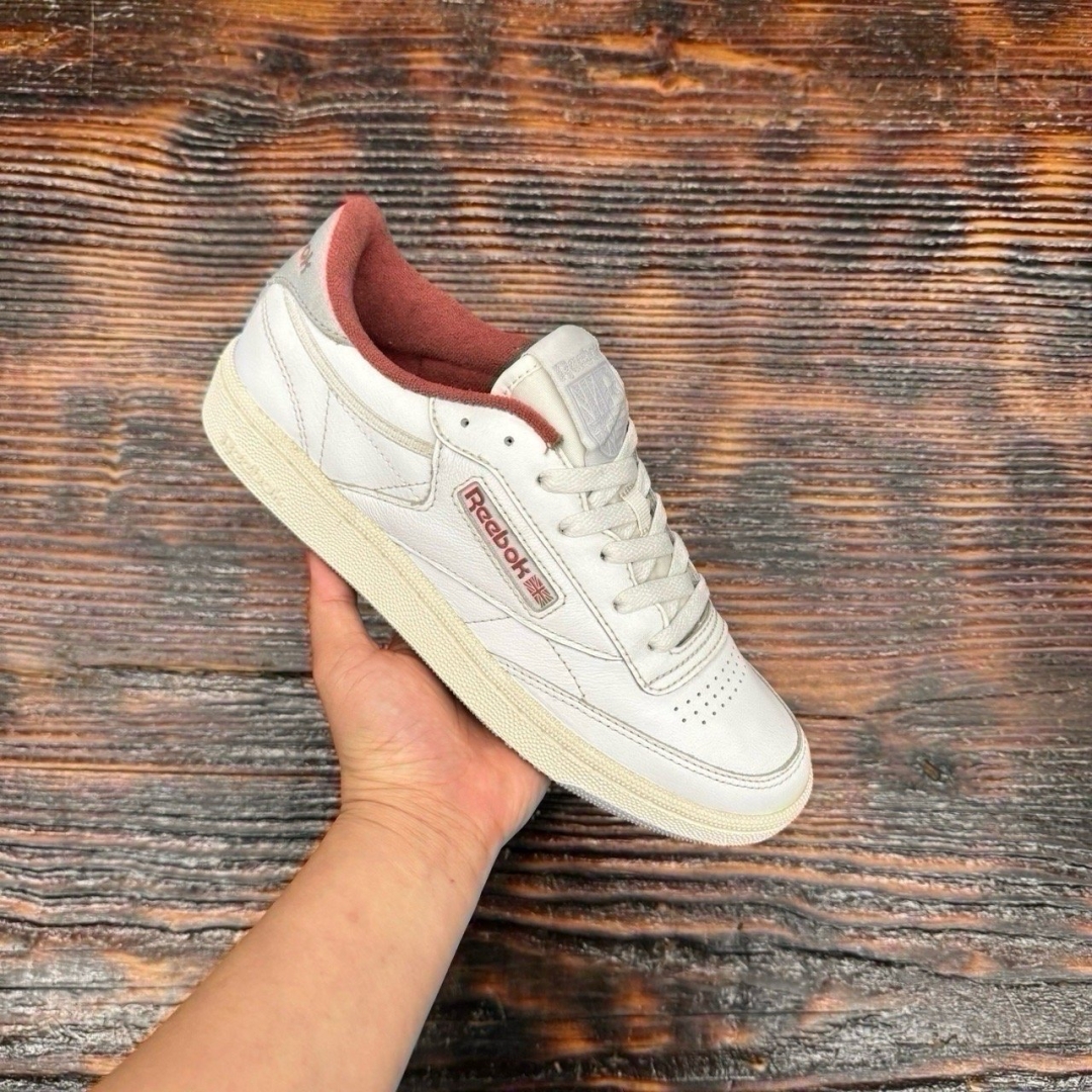 RB65 - Reebok Club C 85 White Red Ds - 40