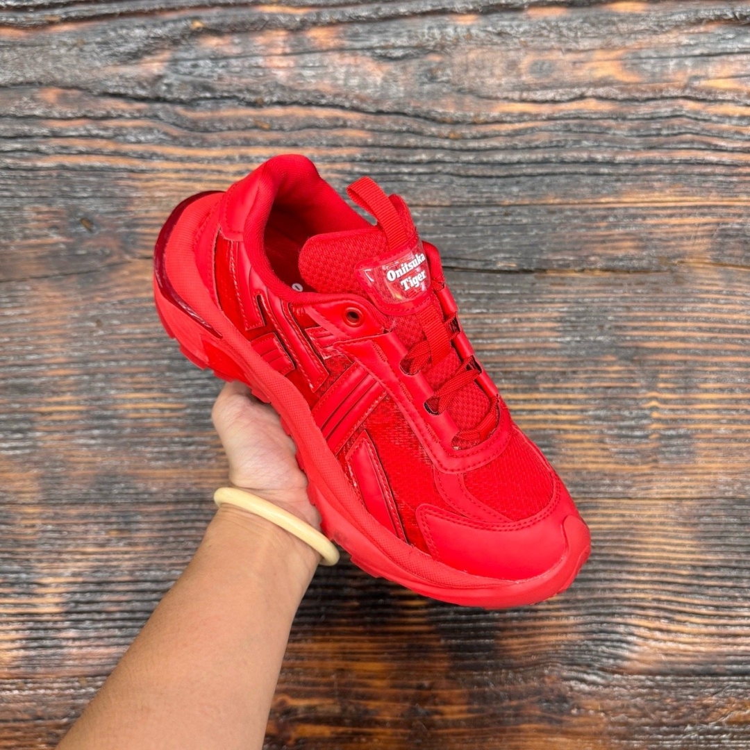 cs3988 - Onitsuka Tiger TrailRed FB - 36