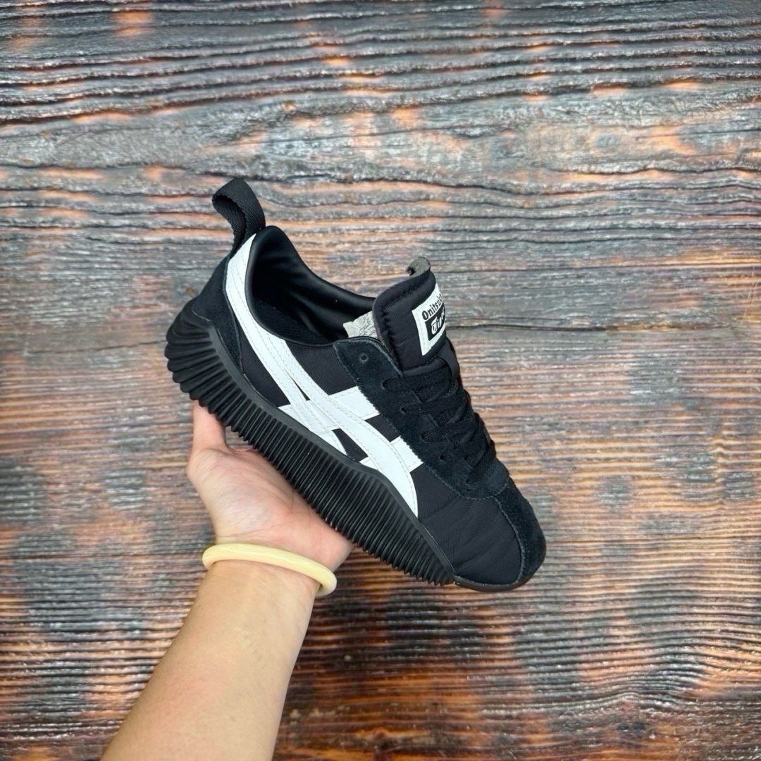 cs3990 - Onitsuka Tiger Acromount FB - 36