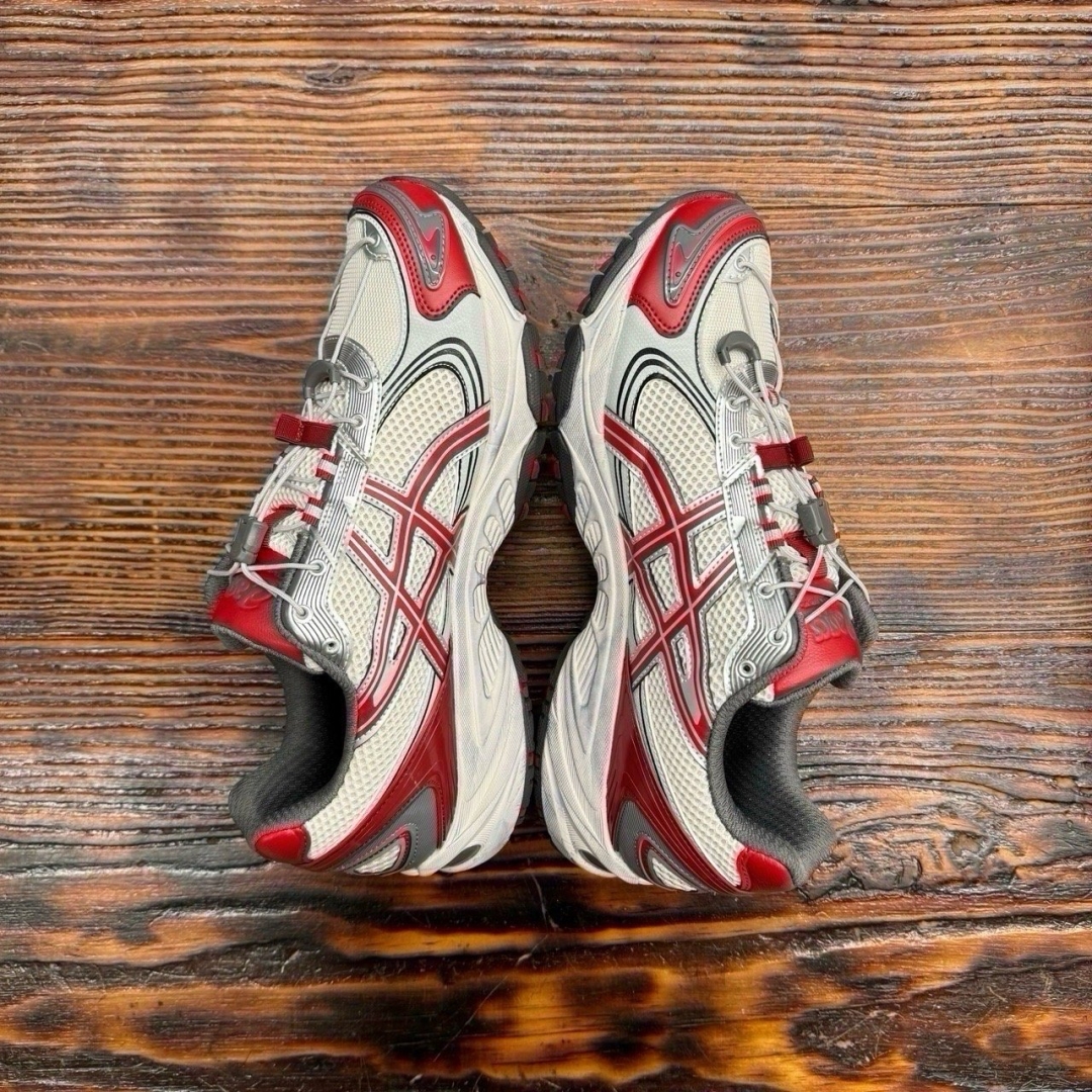CS4016 - ASICS KAHANA TR V4 RED - 44,5