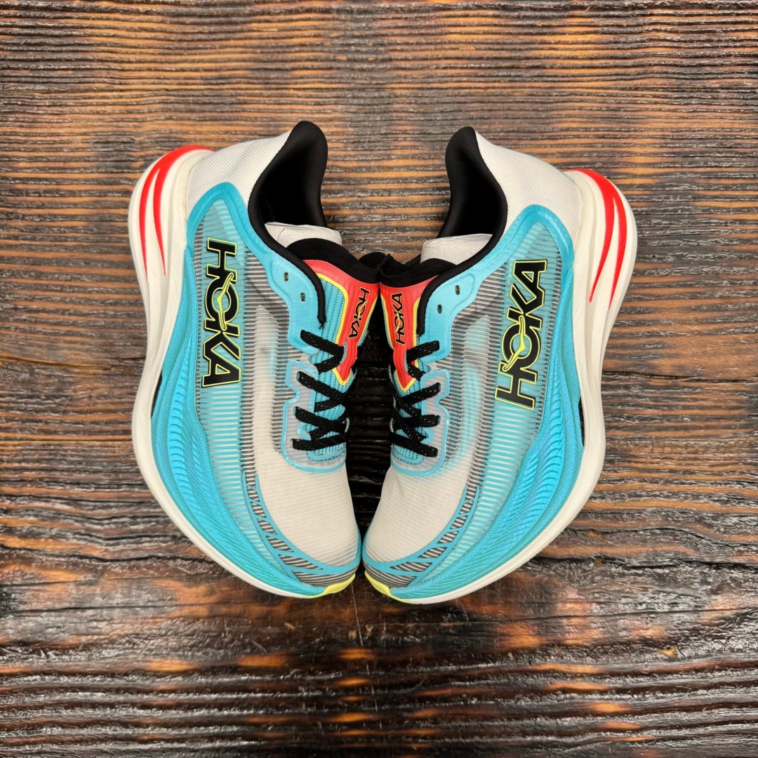 CS4021 - HOKA CIELO X1 FB - 37