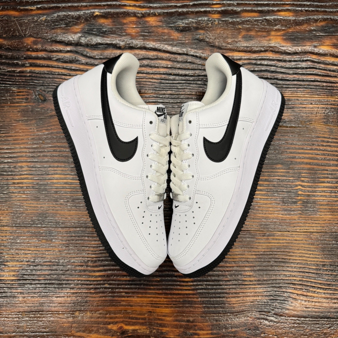 FQ4296101 AF1 LOW WHITE BLACK OUTSOLE DS