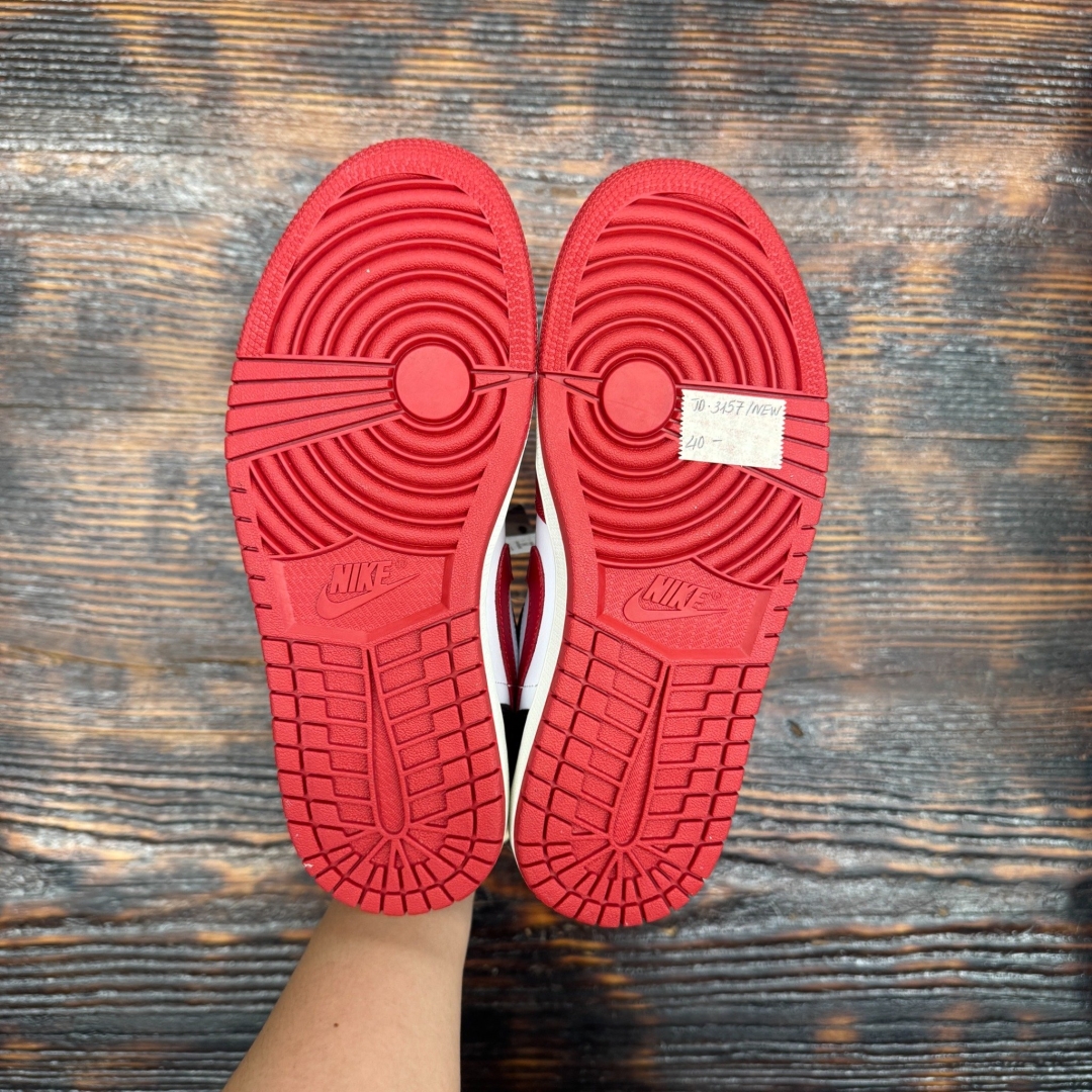 JD3157 - 1S LOW REVERSE BLACK TOE DS - 40