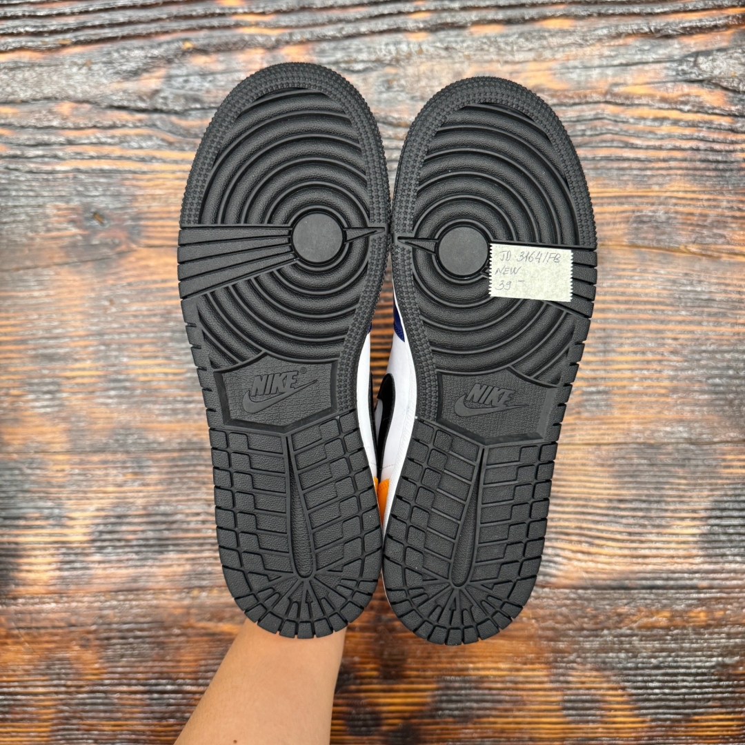 JD3164 - 1S LOW ROYAL YELLOW DS FB - 39