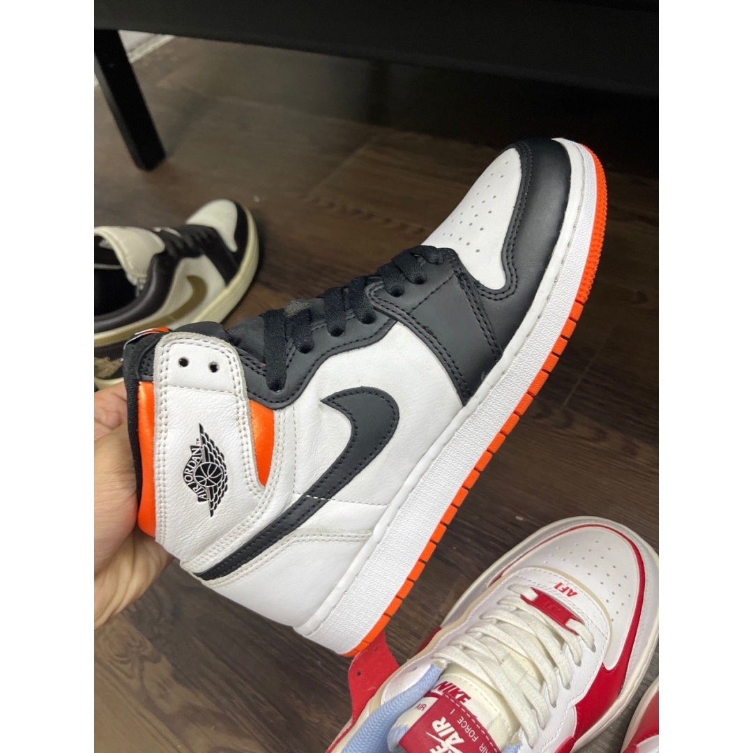 JD3166 - 1S HIGH ELECTRO ORANGE FB - 40