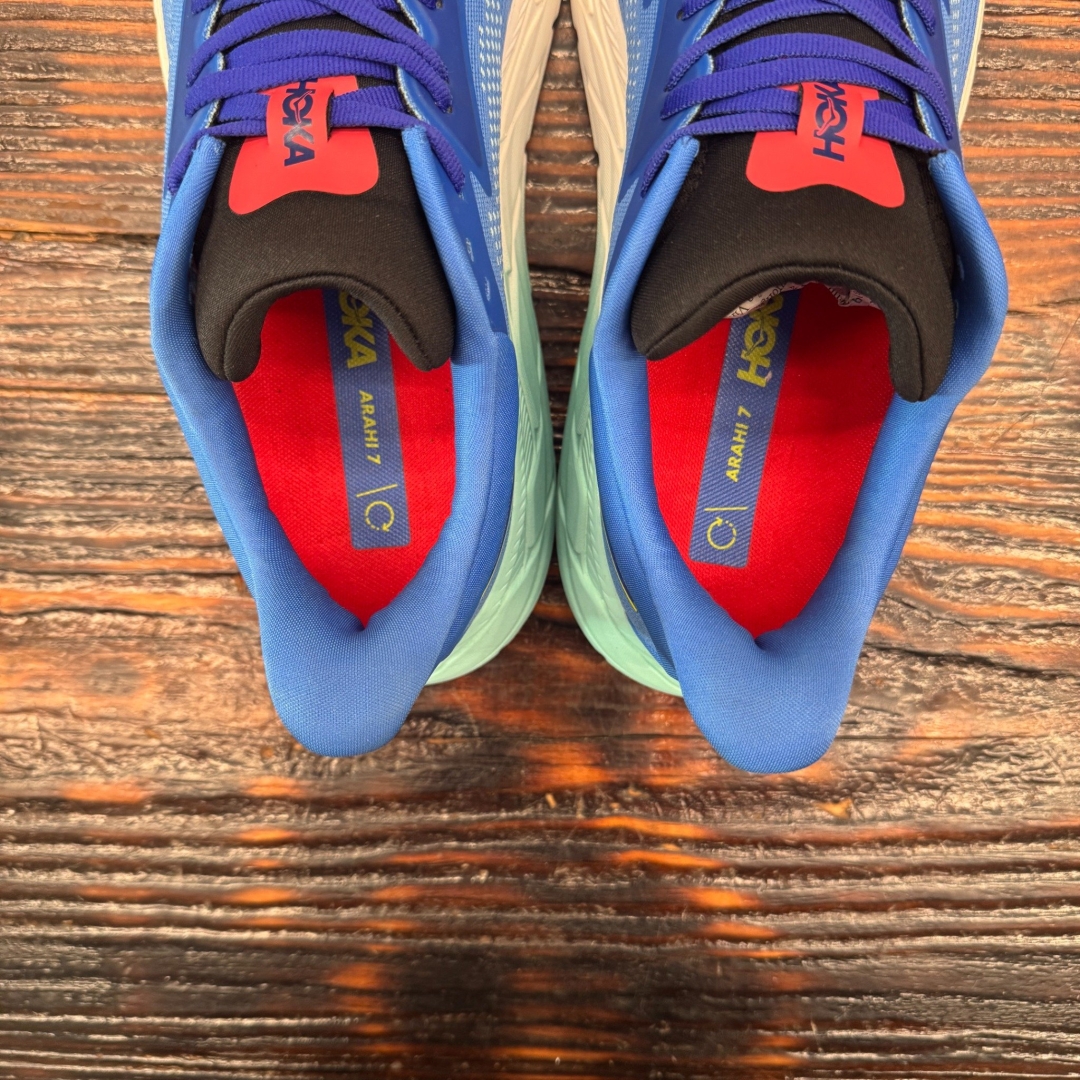 CS4064 - HOKA ARAHI 7 BLUE DS FB - 44