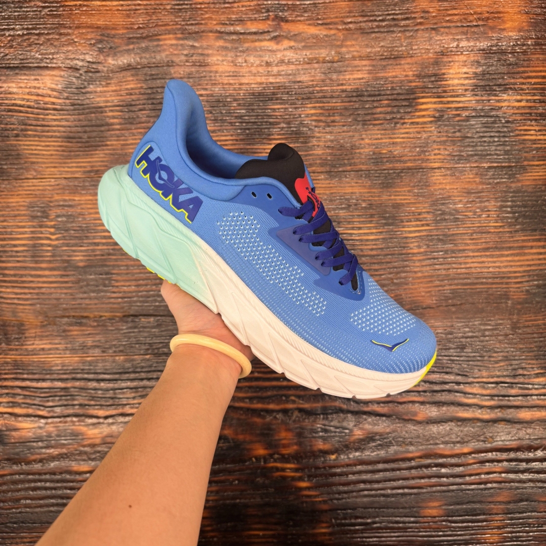 CS4064 - HOKA ARAHI 7 BLUE DS FB - 44