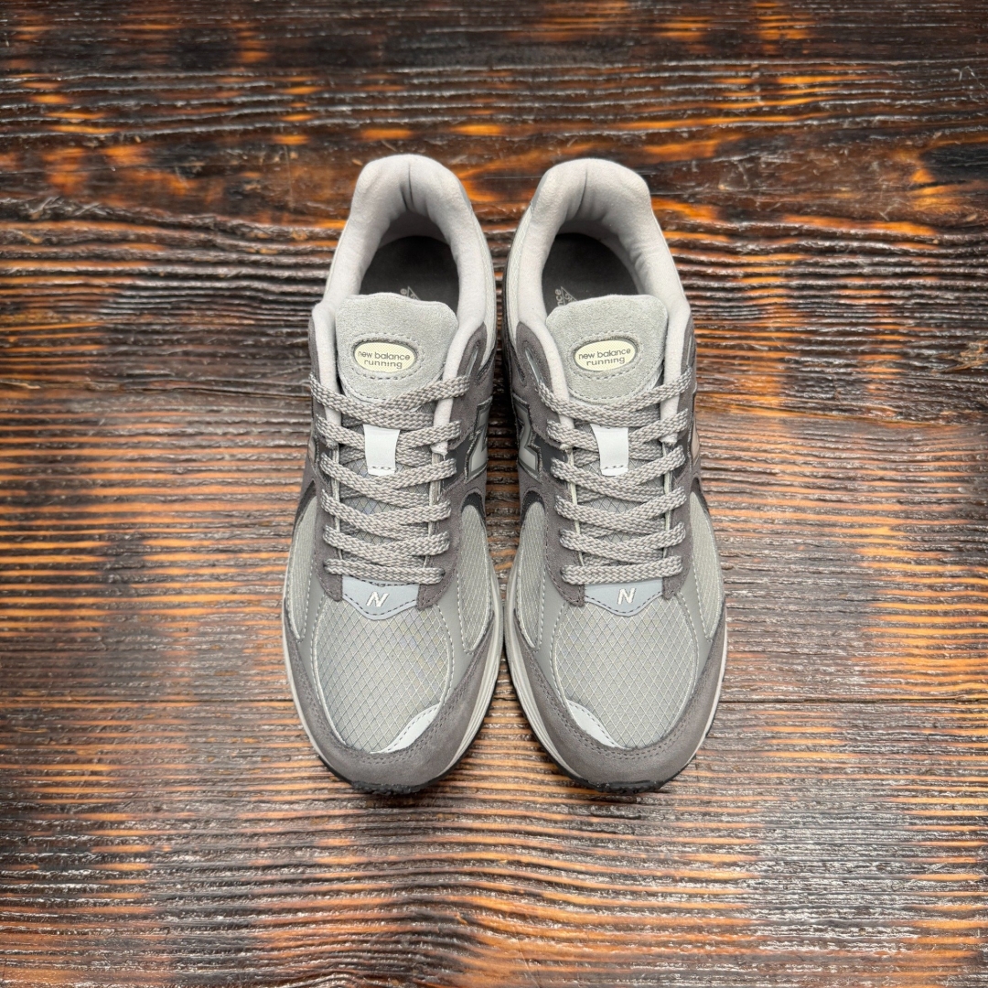 U2002RTF NEWBALANCE 2002 CASTLEROCK DS FB