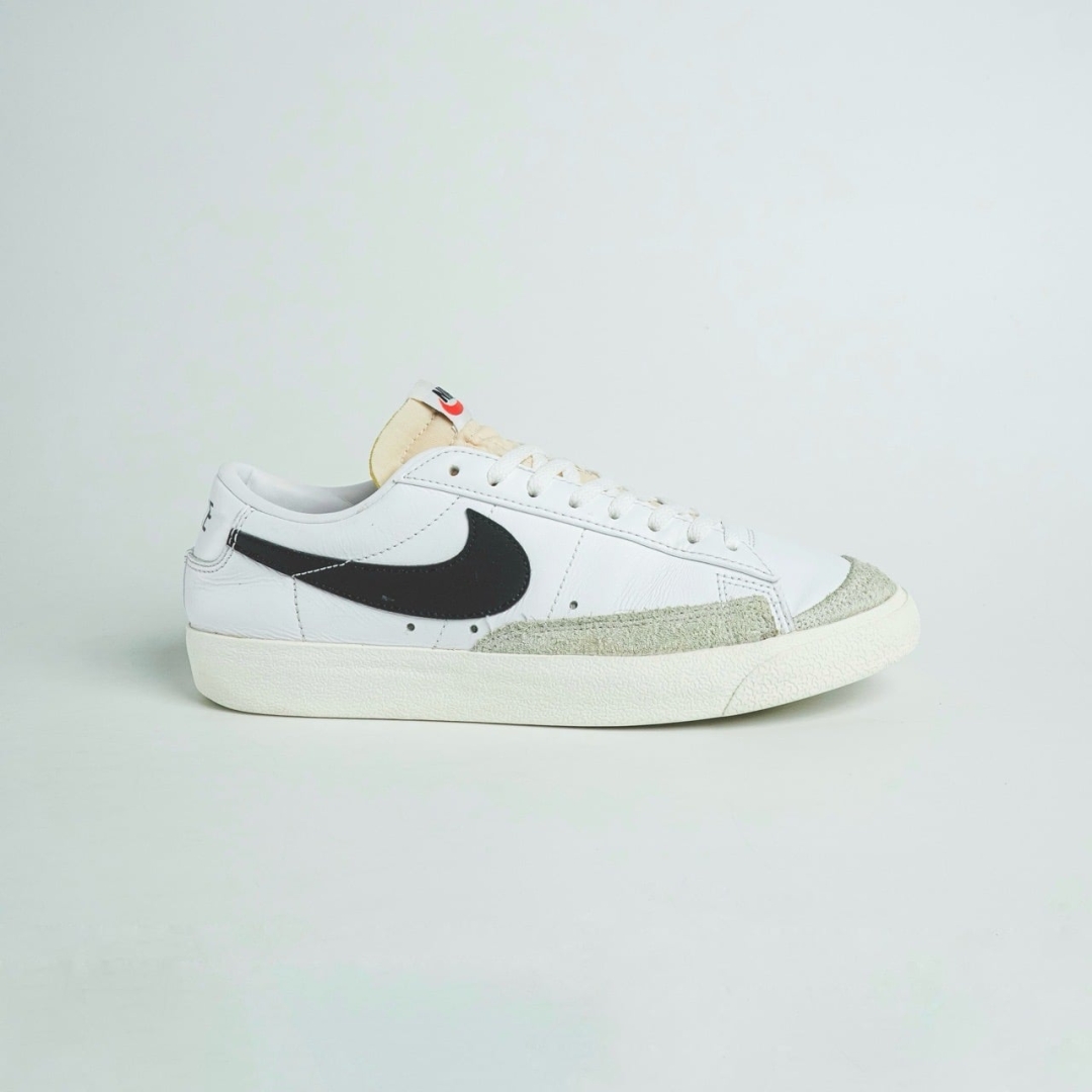CS4145 - NIKE BLAZER LOW 77 - 38