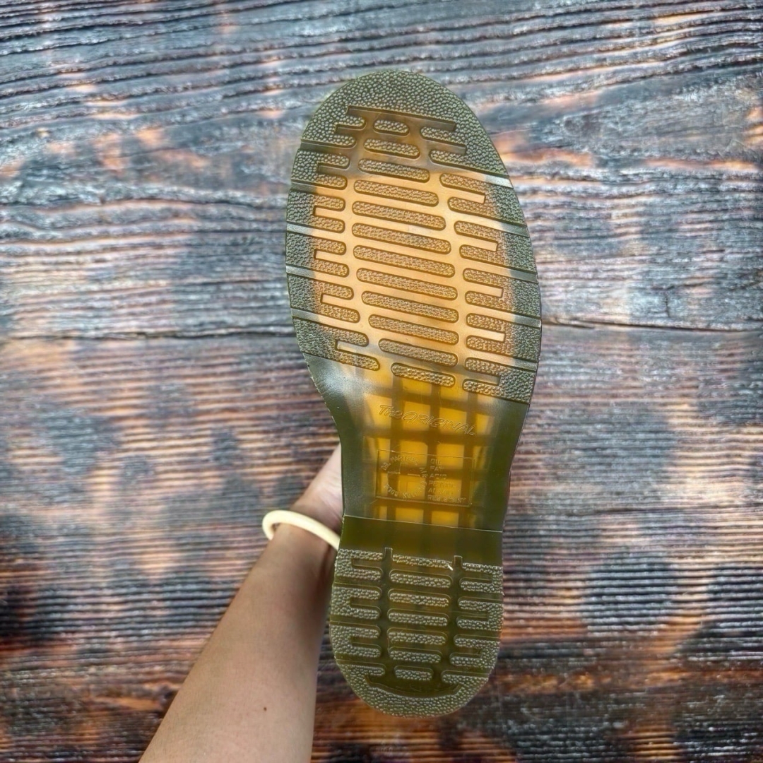 CS4162 - DR MARTENS 1460 CHERRY LN - 42