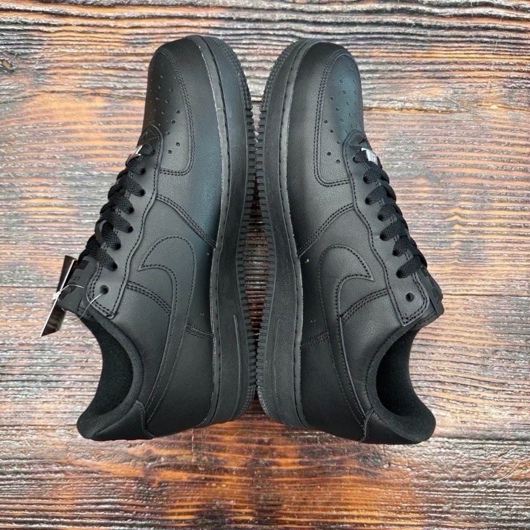 AF2774 - AF1 LOW BLACK X SUPREME DS FB -