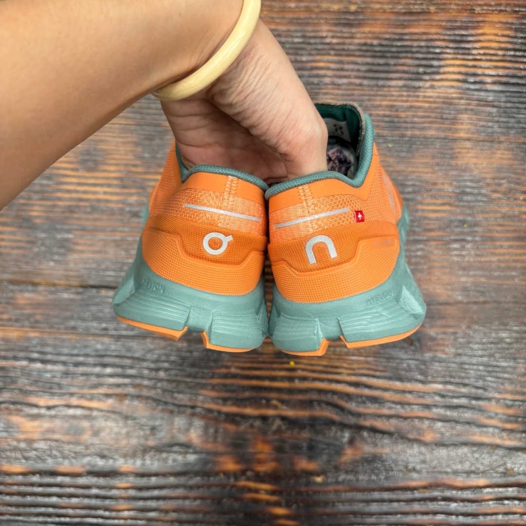 CS4250 - ON CLOUD X ORANGE - 42