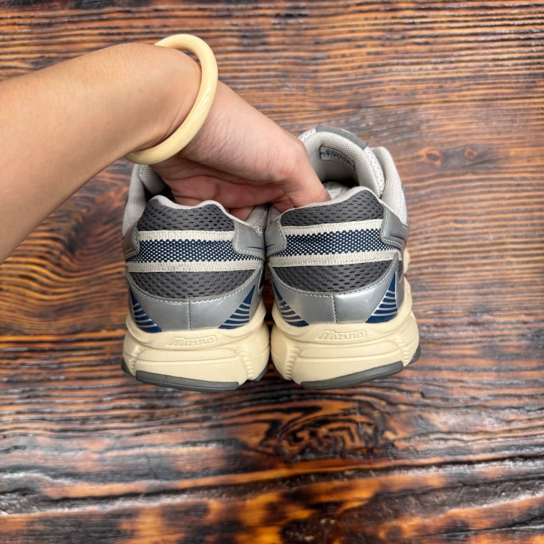 CS4280 - MIZUNO REACH BEYOND SILVER - 42