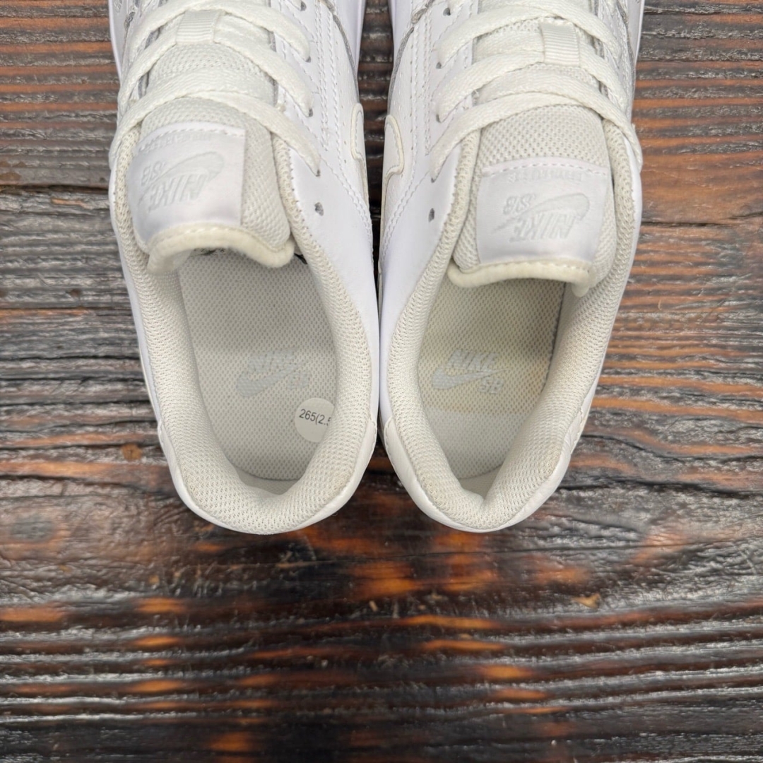 CS4305 - NIKE SB DELTA FORCE WHITE - 42