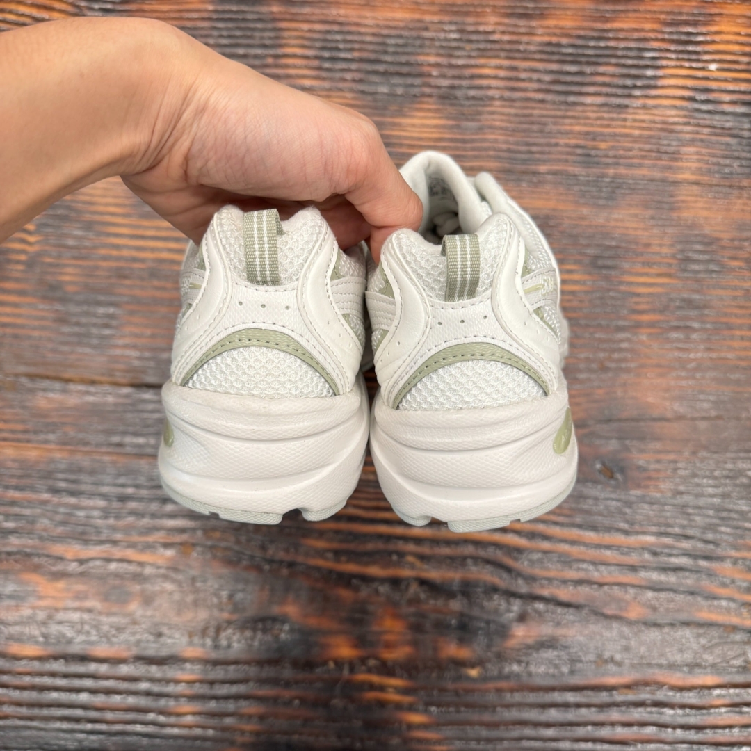 CS4454 - NEWBALANCE 530 REFLECTION OLIVINE DS FB - 39,5