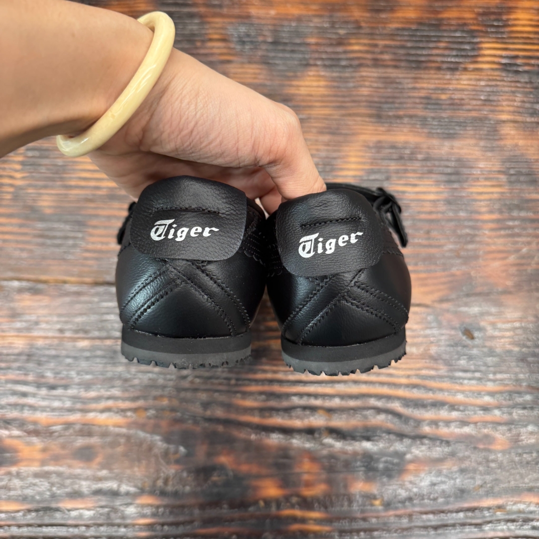 CS4598 - ONITSUKA TIGER MEXICO 66 TGRS BLACK DS - 39