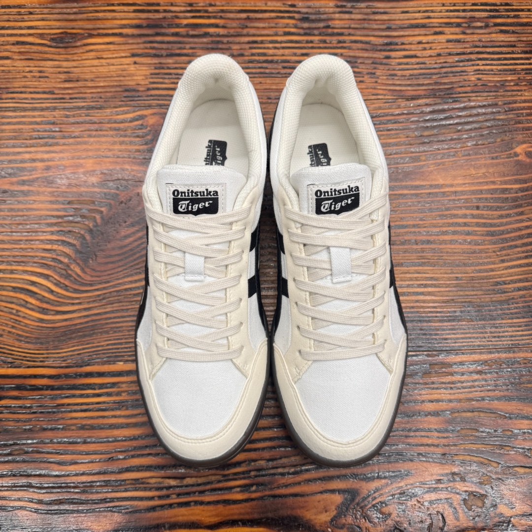 CS4649 - ONITSUKA TIGER ADVANTIN WHITE BLACK DS FB - 41,5