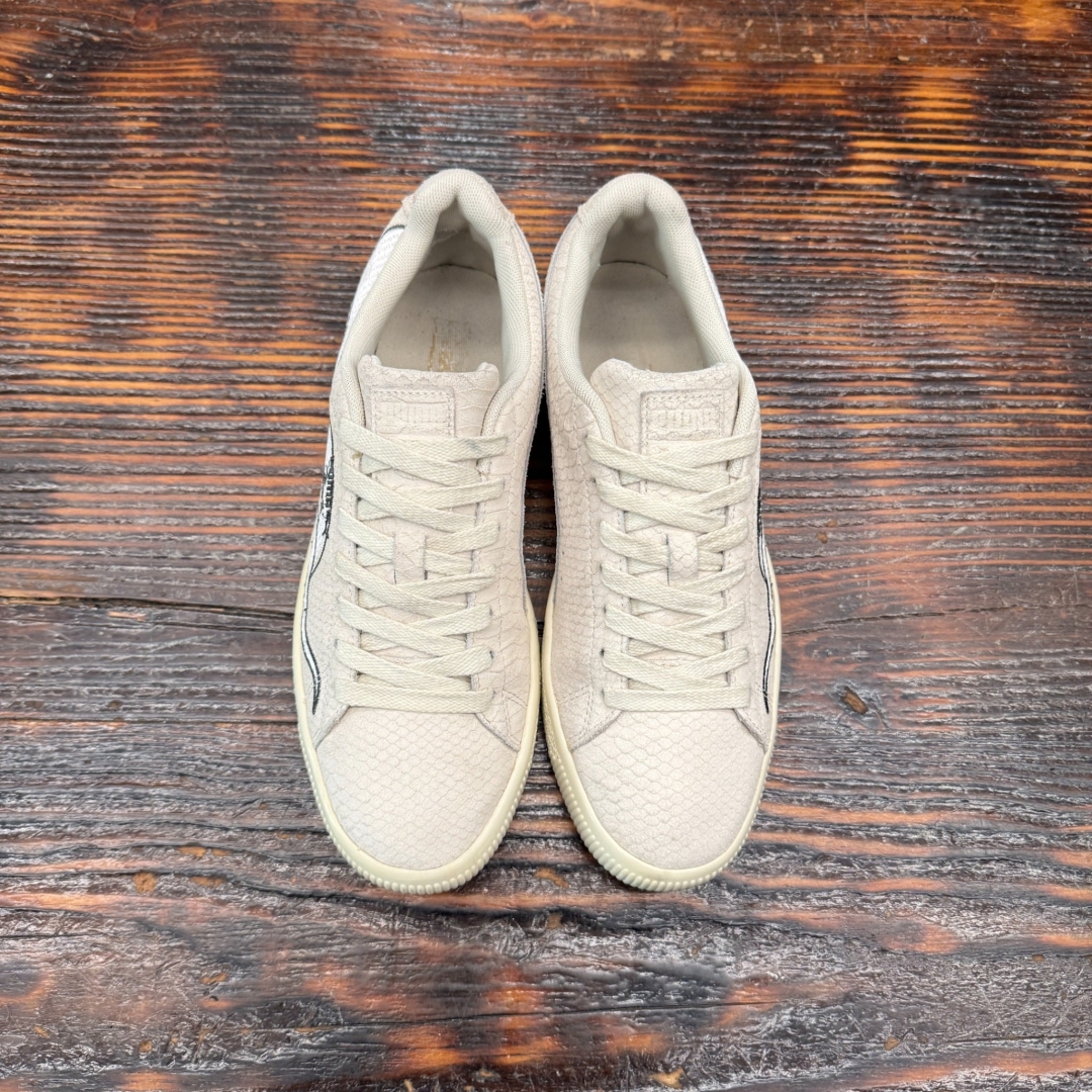 CS4663 - PUMA CLYDE WHITE SNAKE EMBROIDERY - 40