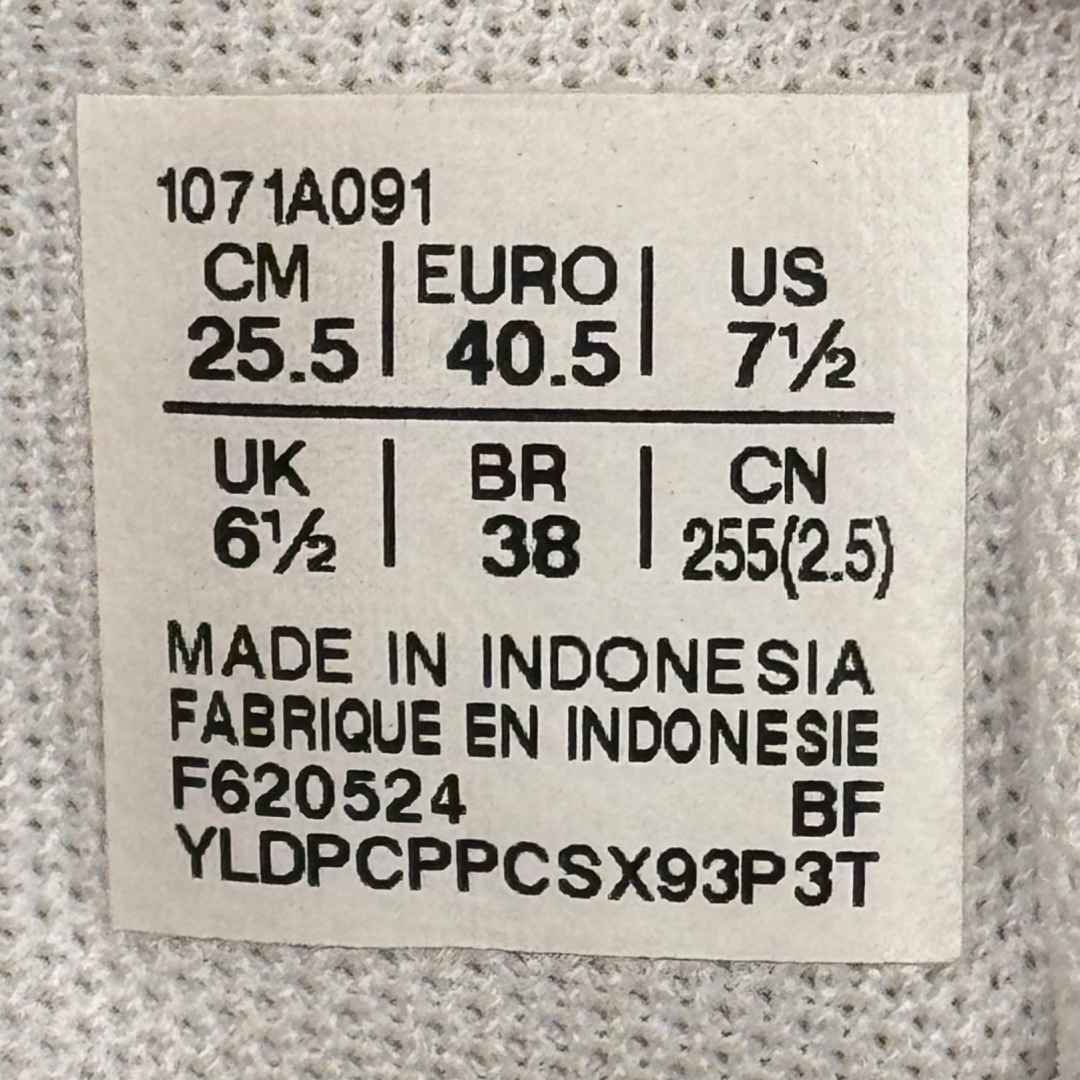 CS4737 - ASICS GEL ROCKET 11 WHITE BLUE - 40,5