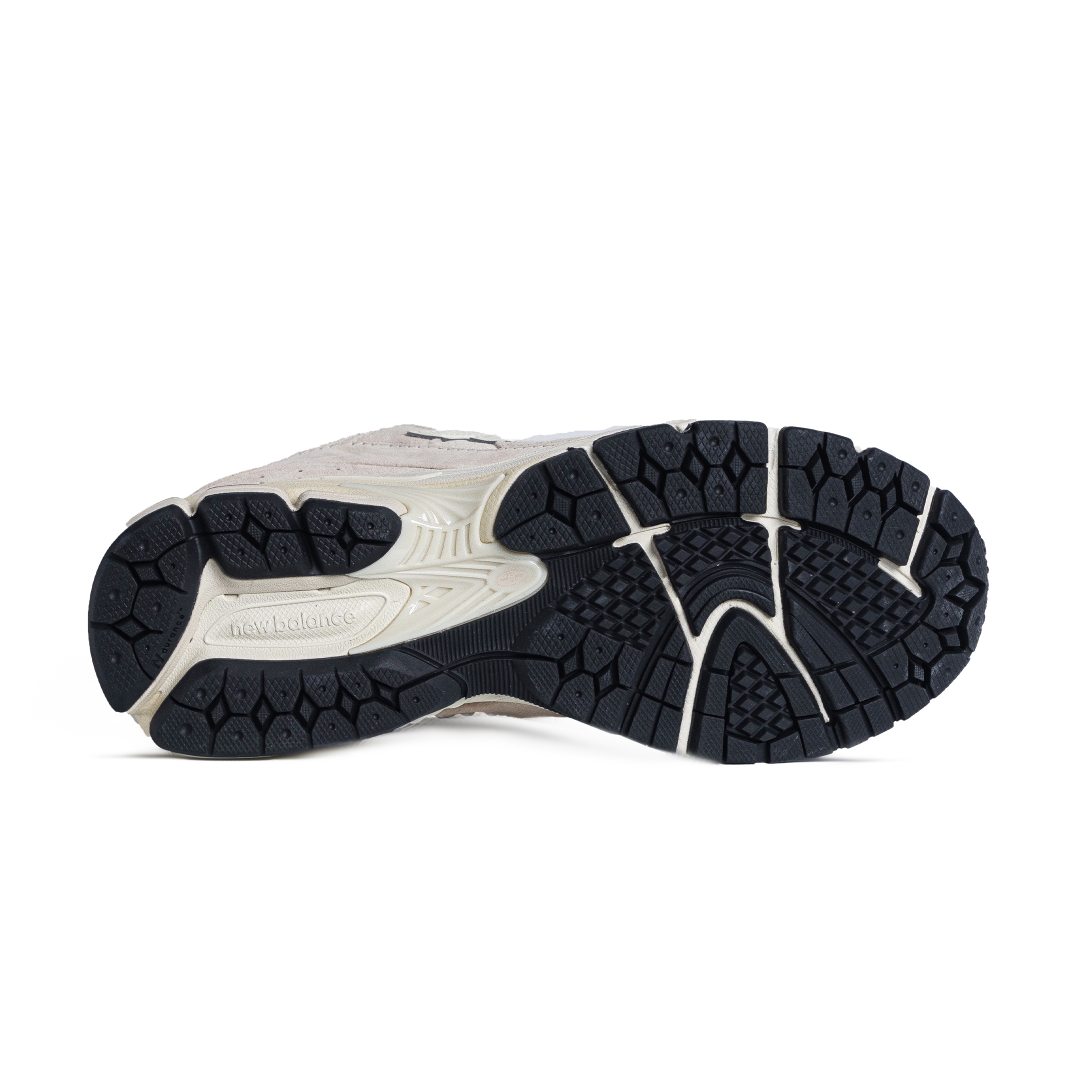 New Balance 2002R Off White - M2002RCC