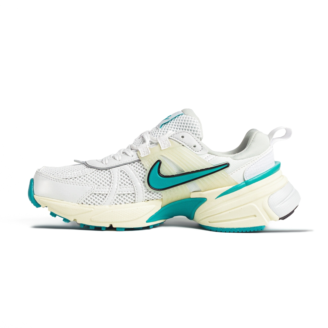 V2K WHITE MINT FD0736-105